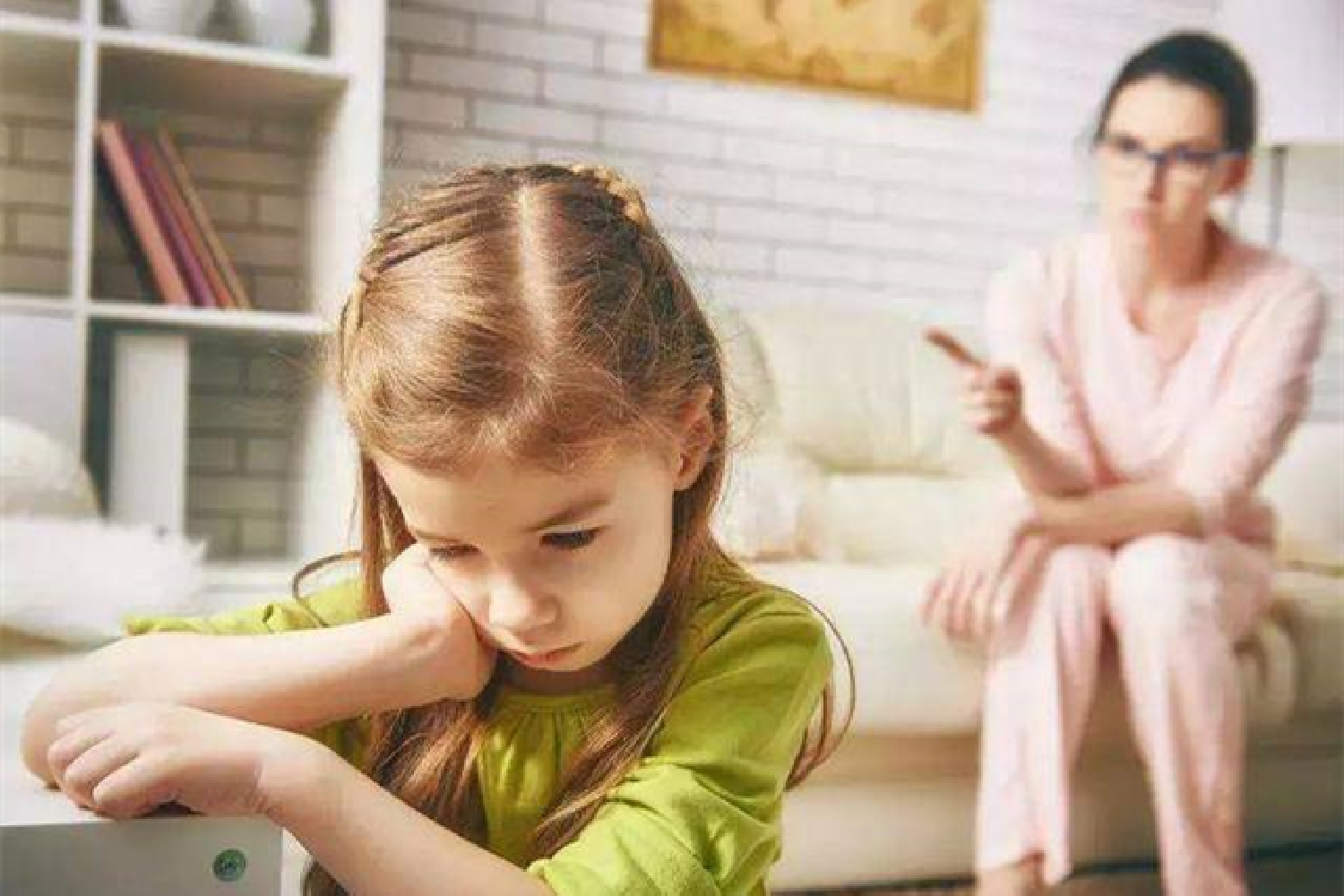 大吼对孩子的伤害，远比你想象得重，控制情绪是父母的必修课