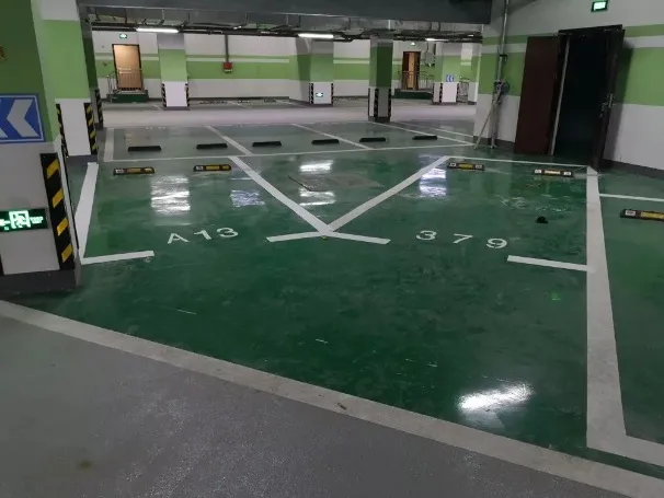 建筑师们,请不要再设计这种停车位了