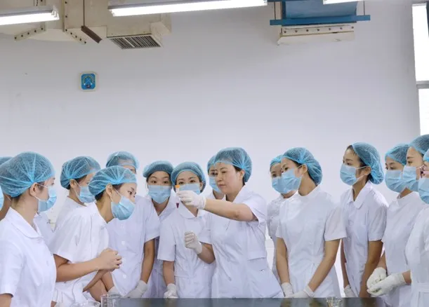 在成都、德阳拥有2大校区的医学高校，是四川唯一的护理职业学院