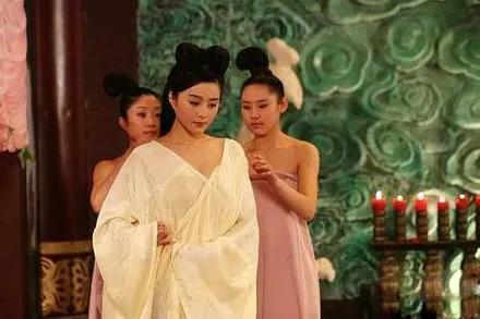 “人尽可夫”这个词，居然不是一句骂人话？