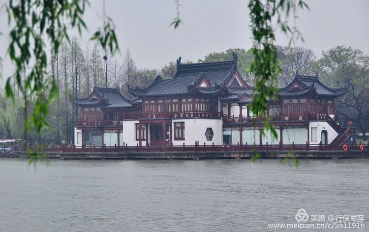 莫愁湖——粉黛江山，留得半湖烟雨；王侯事业，都如一局棋枰