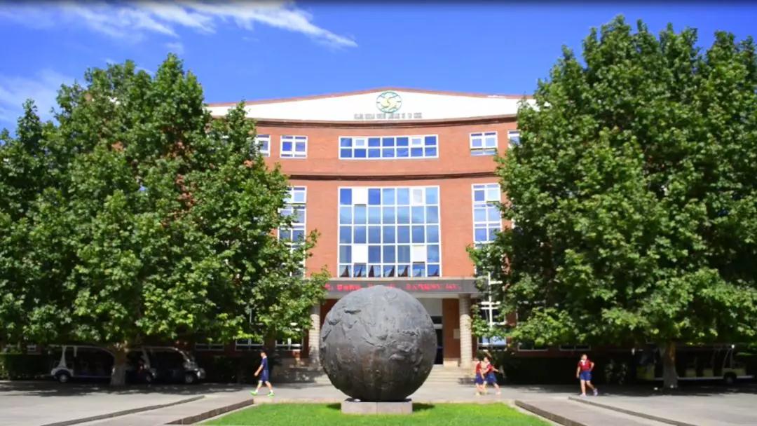 让一切从心出发——海淀外国语签约奥伦达部落·五云山小镇