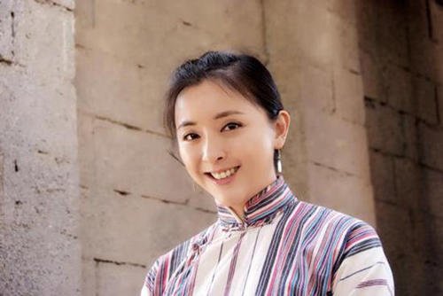 因“傻姑”一角大火的黄小蕾，拒绝杜淳的表白，现被迪士尼封杀