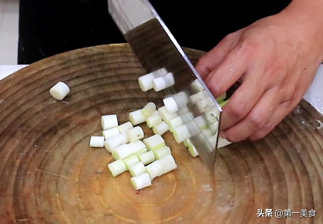 宮保雞丁咋做,宮保雞丁咋做宮保雞丁的做法