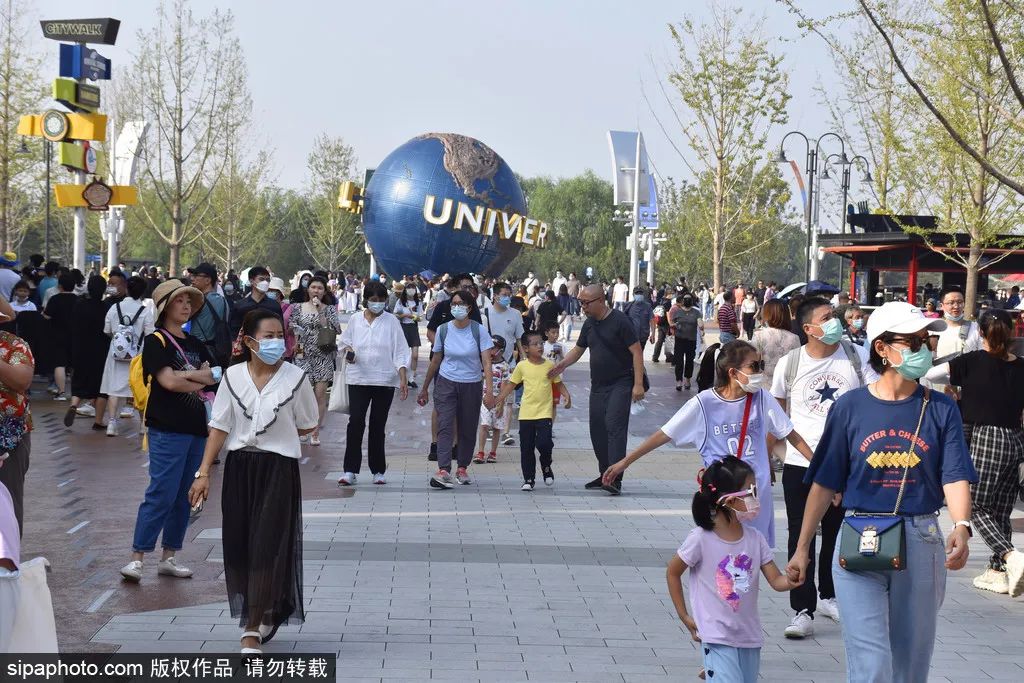 国庆假期未来三天多降雨，北京这些人气火爆的购物地，赶紧安排！