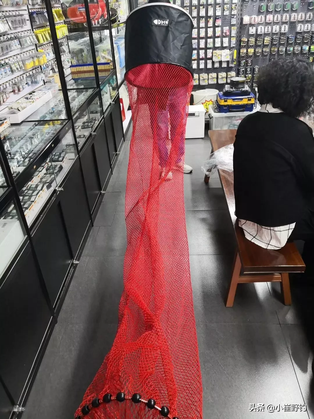 买渔具，为什么更建议去实体店选钓具？实体店和网购究竟有何区别