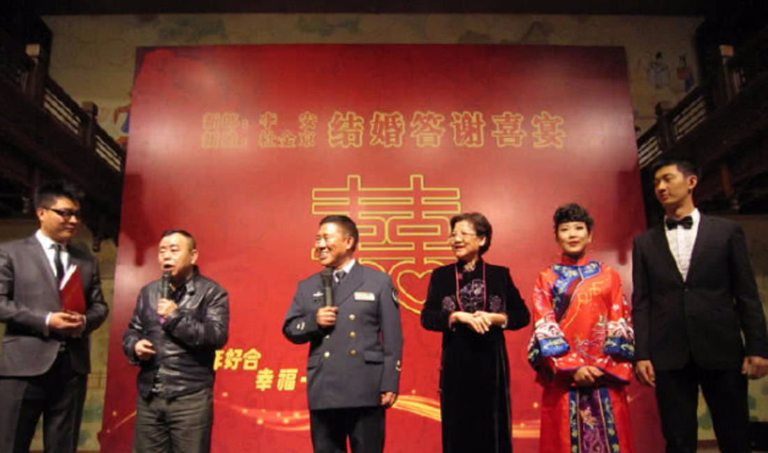 杜旭东：演反派都不用化妆，嘴一歪眼一蔑，观