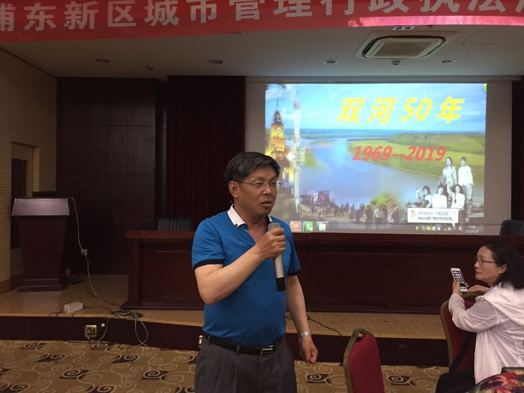 晓冰：在那遥远的地方