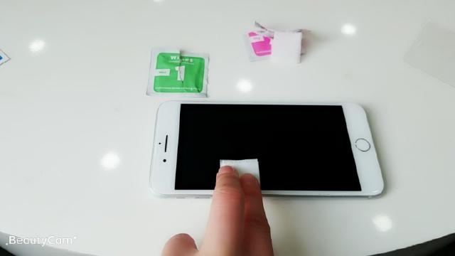 如何自己给手机“完美”贴膜？学会贴膜再也不花钱
