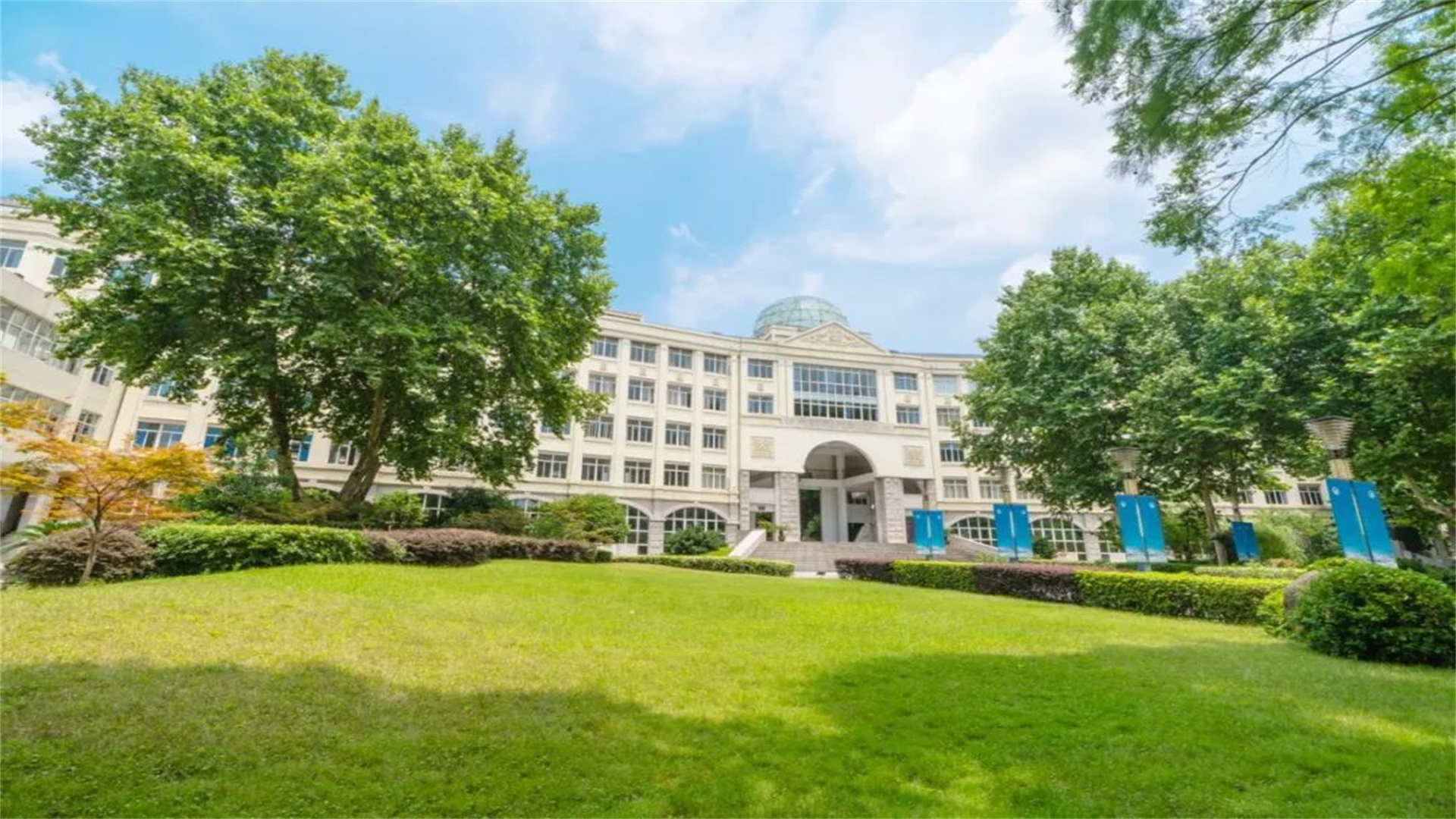 江苏3所“黑马”中学，升学率近百，打破“苏大强”名气下跌言论