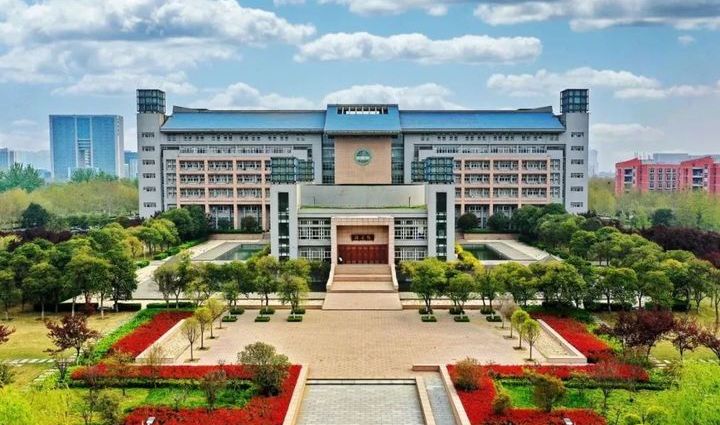 2021武书连大学排行，郑大第33，江苏大学第38，两校实力到底如何