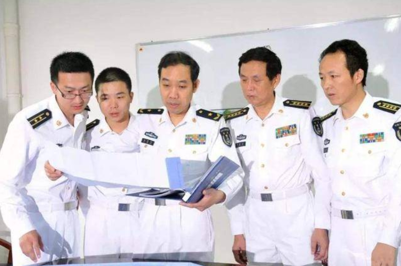 肖飞：造出“中国电芯”，为国家节省10亿元，41岁荣获一等功