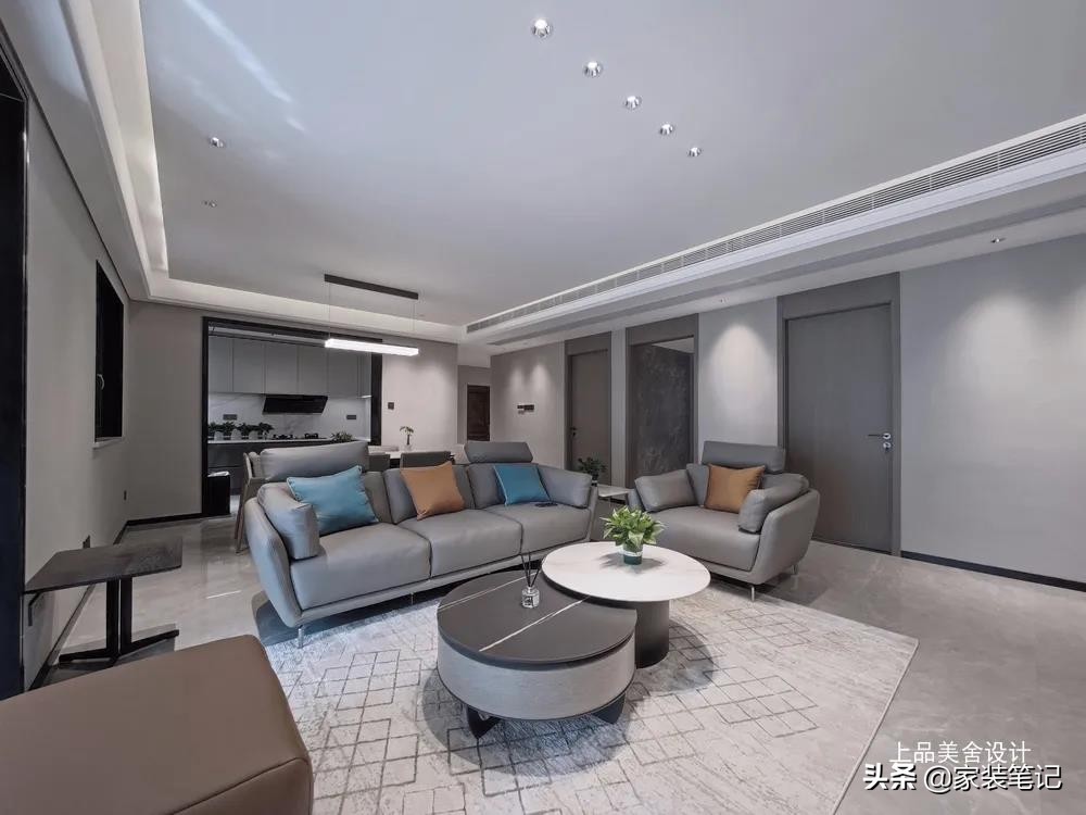 看了长沙夫妻的极简风，才知道什么是“网红”装修，隐形墙很惊艳