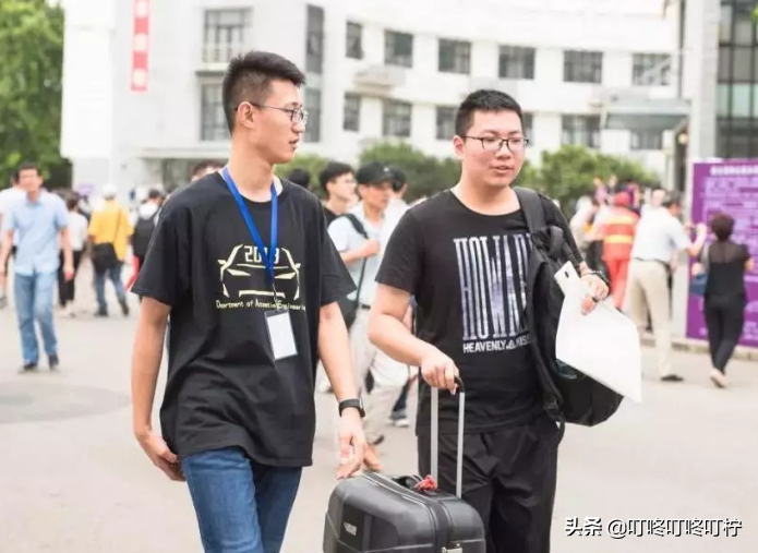 高考后，我以537分读了一所“成人大专”，三年苦读换来废纸一张