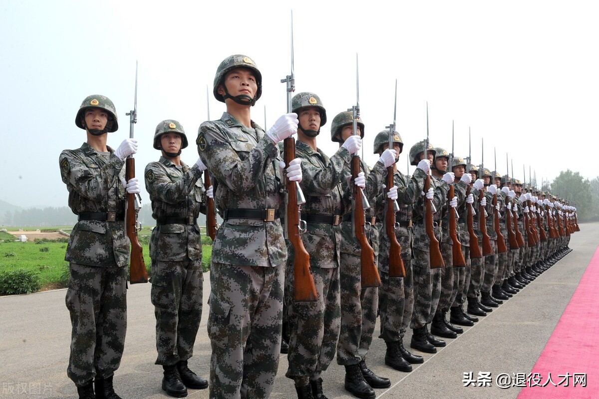常见招录退役军人的定向岗位都有哪些？应该如何报名？