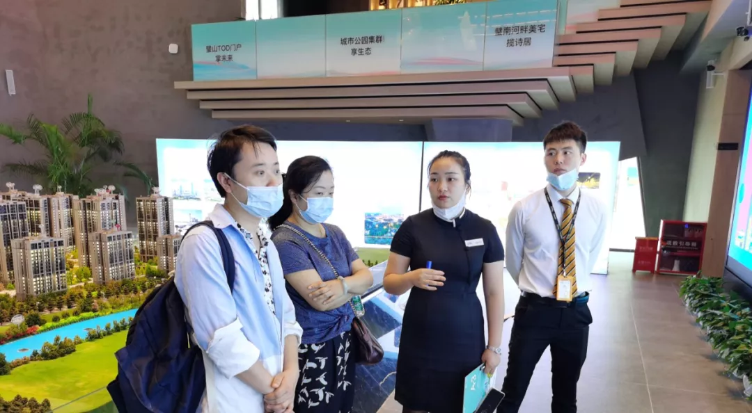 重庆省区TOP1?这个男人干了些什么?