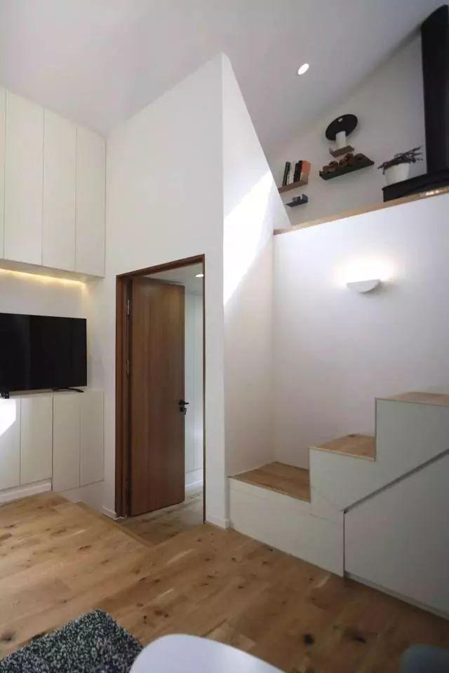 28平loft简陋小蜗居，爆改后变成北欧洋房，美得像度假屋
