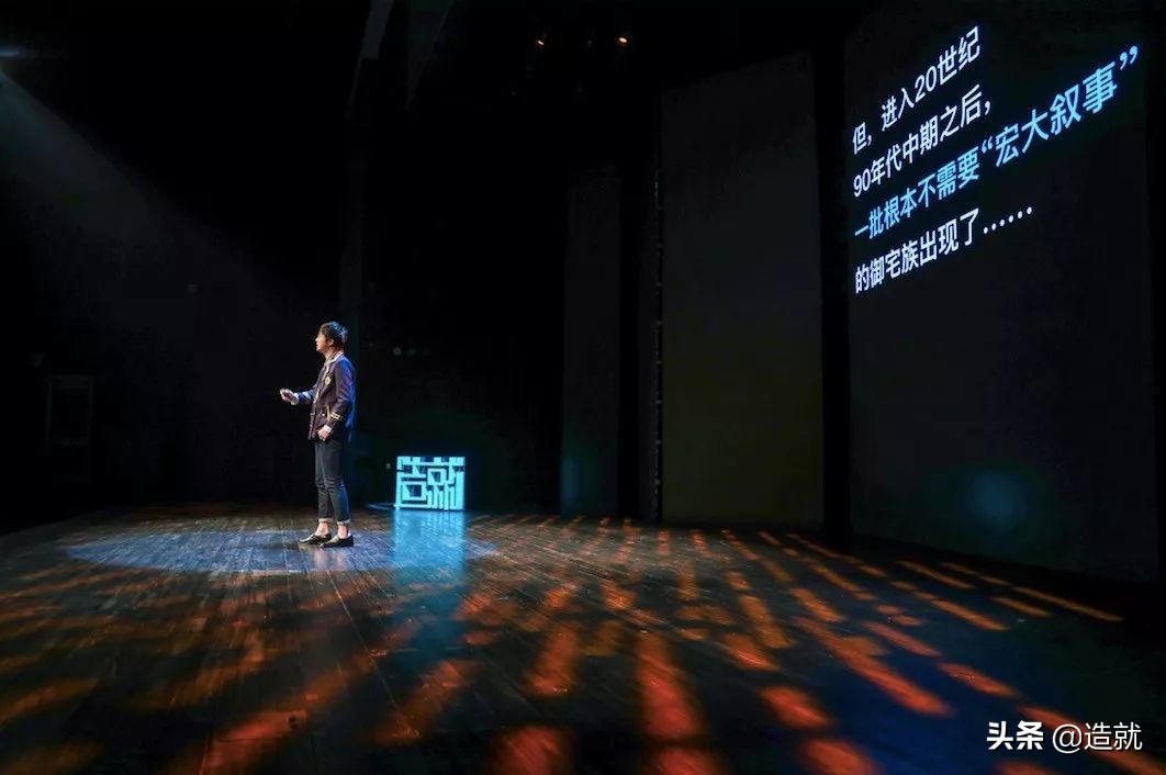 为什么有这么多人，对虚拟的二次元世界投入真爱？