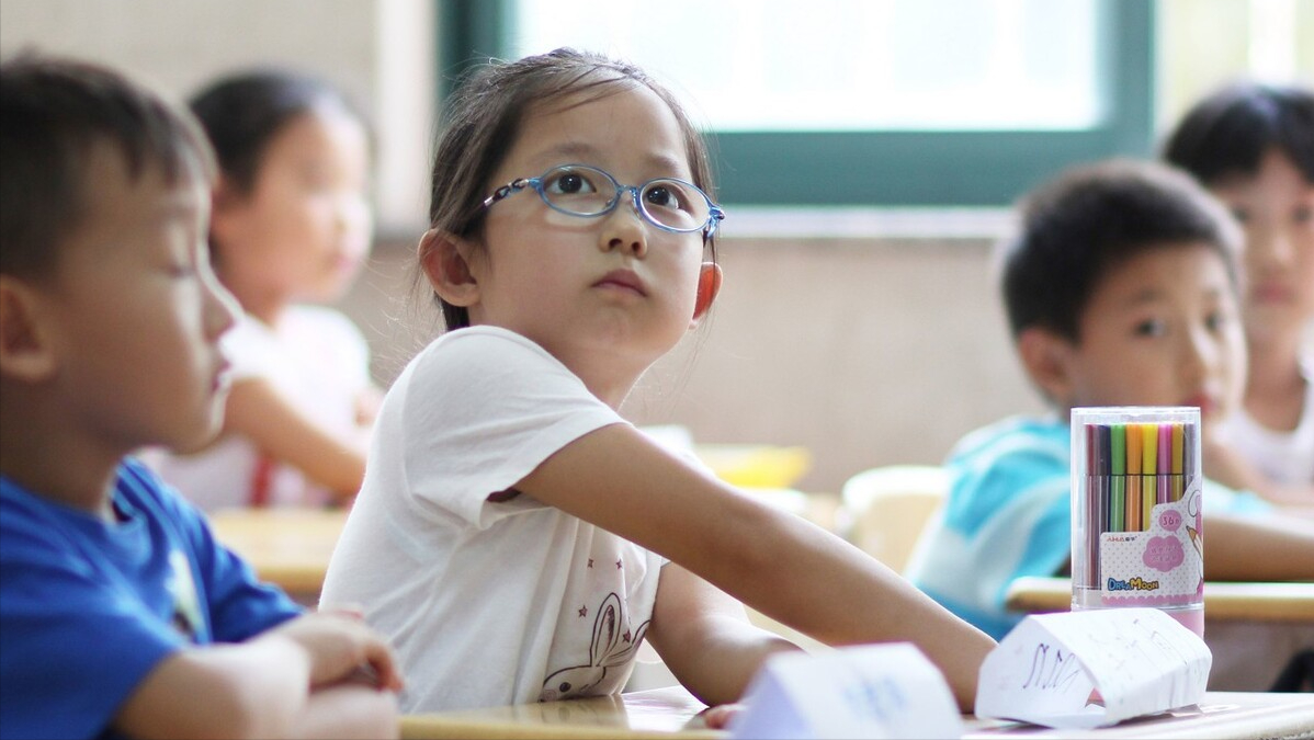 三年级的孩子，成绩中等，要想考上清华或者北大，要怎么做？