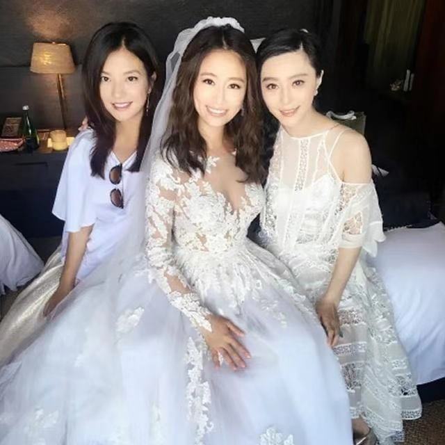 十大穿婚纱最美女星，巩俐、林青霞、李嘉欣不如张馨予和郭碧婷仙