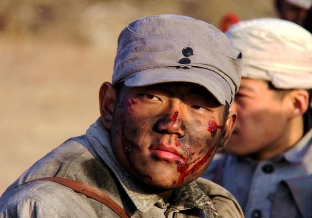 我们中国把《义勇军进行曲》规定为国歌,其目的是让中华儿女们记住在