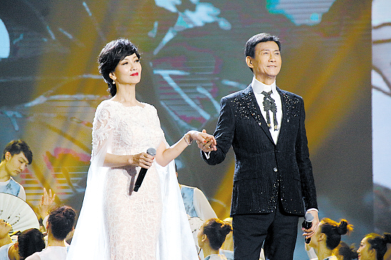 黄家4个男人迷上她，国民级女神赵雅芝的不老秘诀