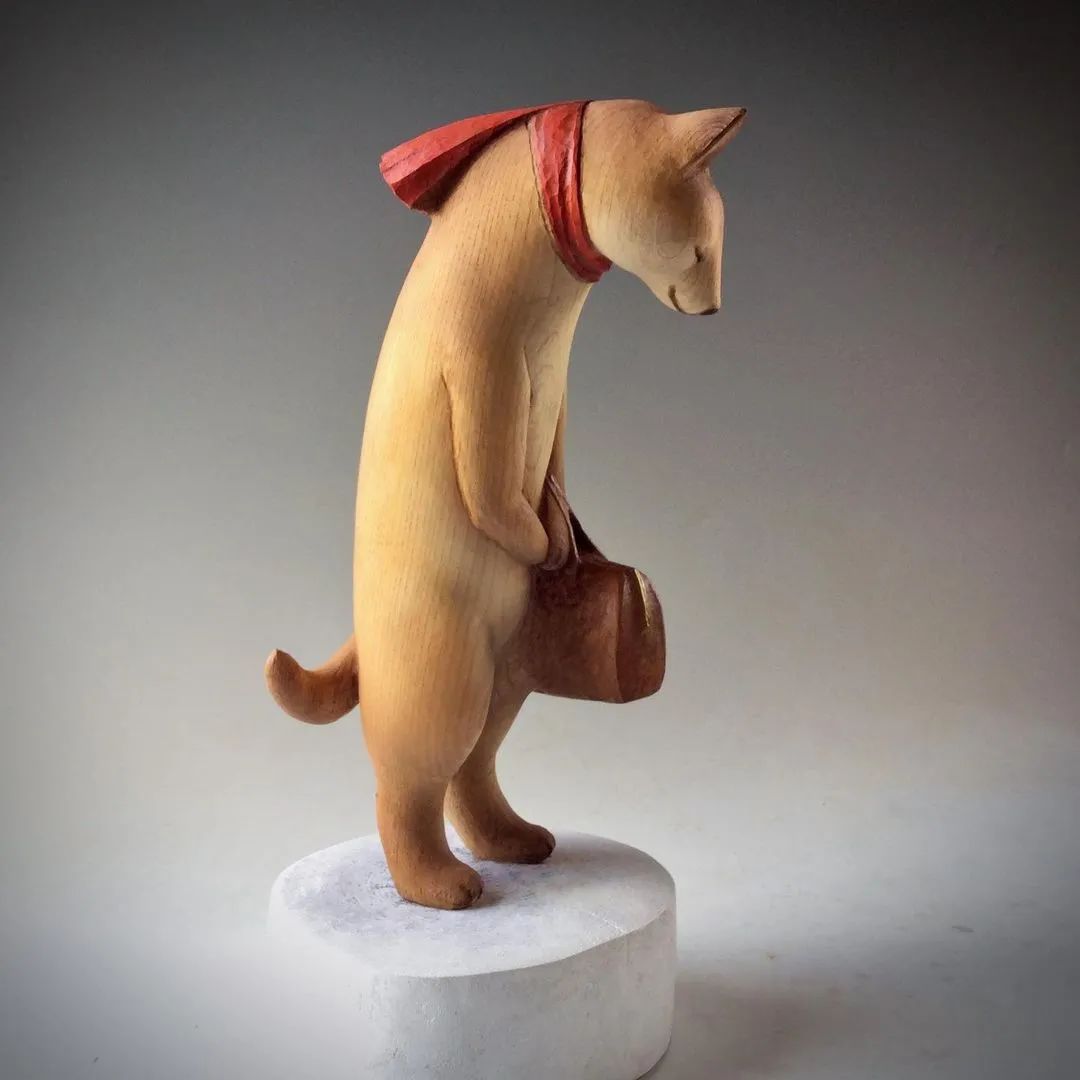 60岁日本老人的“治愈系”木雕，让人直呼“幸福”：太大胆了吧