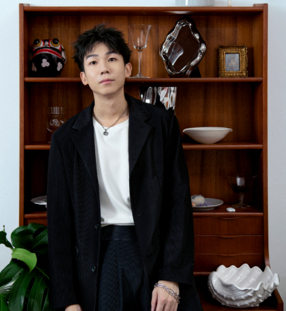 李宁运动时尚品牌登场！老标回来了，产品奢华了，国产起飞了