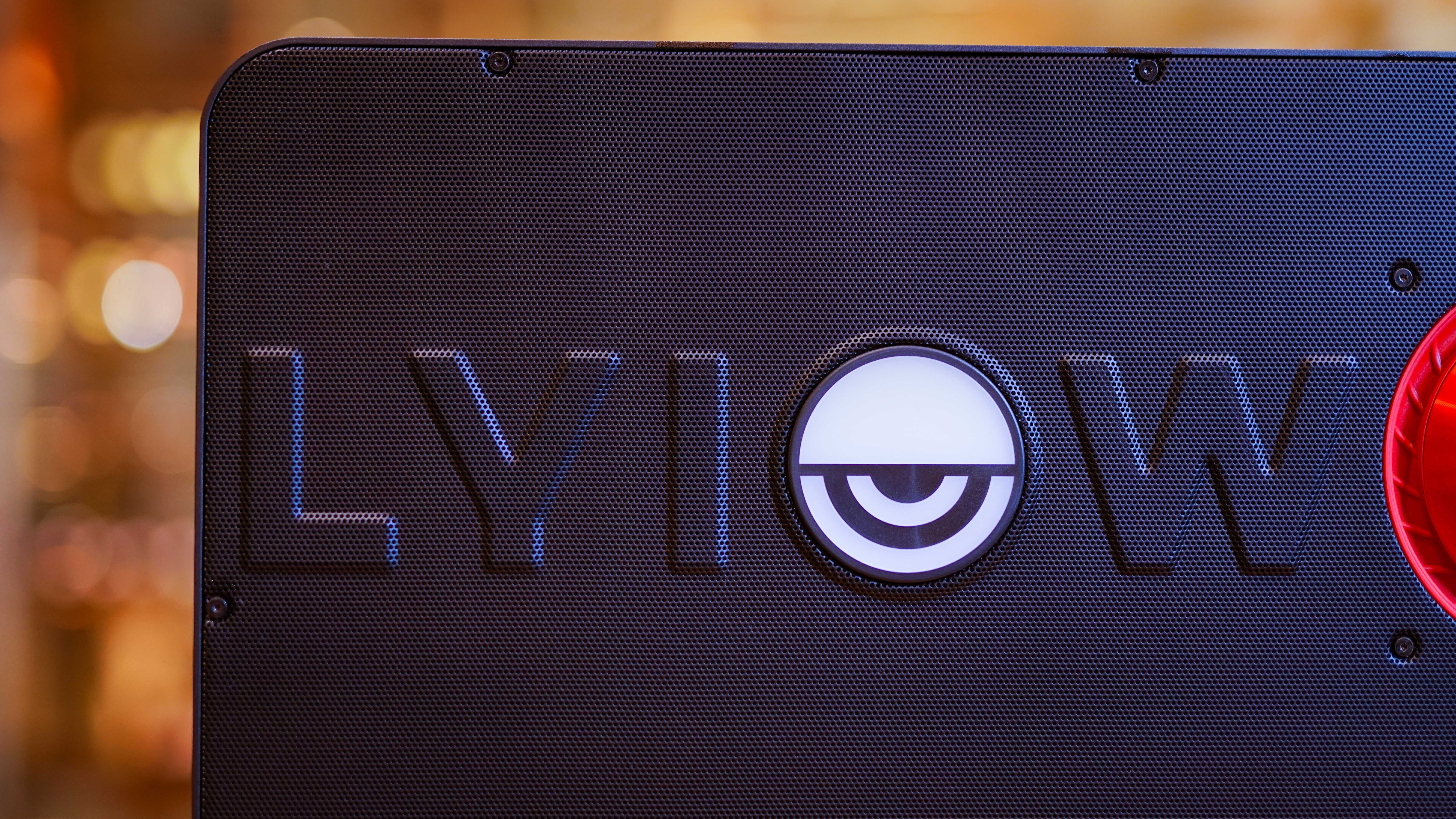 世间最靓神器，Lyiew 悬浮歌词蓝牙音箱，演绎别样的音乐视听盛宴