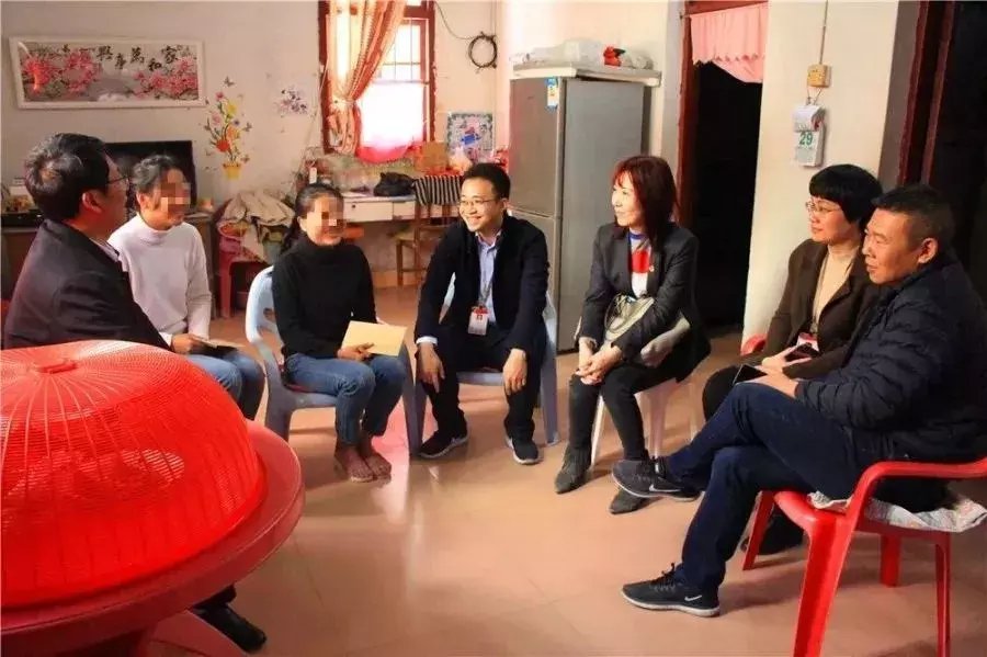 春節(jié)將至 溫暖常伴丨濠江區(qū)持續(xù)開展節(jié)前慰問活動