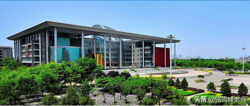 张雪峰讲高考:中等生谨慎报考! 这些院校是二本,分数却远超一本线