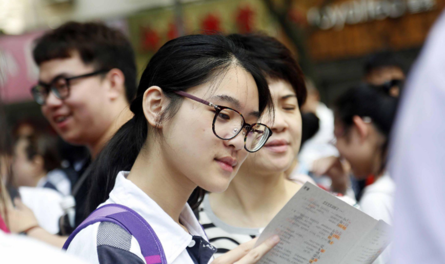 高考前一天该做什么，才不会影响考试发挥，班主任给出答案