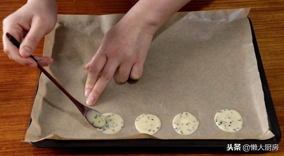 烤箱烤饼干（烤箱烤饼干最简单的家常做法）