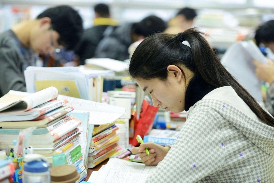 2022考研新调整，满足不了这几项没有报考资格，成绩再好也没用