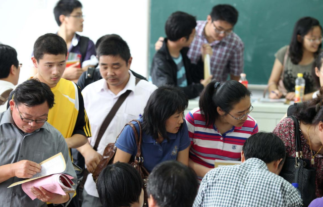 因不了解“大小年”规则，高考550分考生滑档，原来报考还看这个