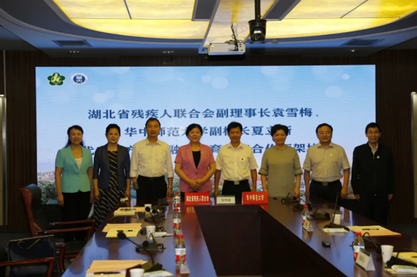 湖北超牛高校：邓小平亲笔题写校名，还坐拥全国唯一与全国第一！