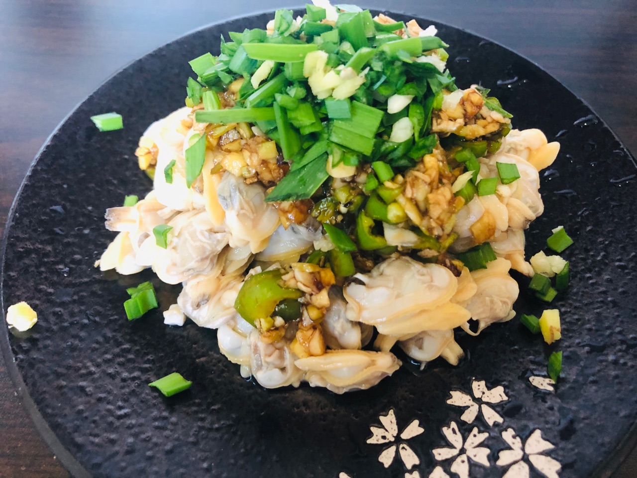 教你爽口解馋的凉拌蛤蜊肉(教你爽口解馋的凉拌蛤蜊肉怎么做)