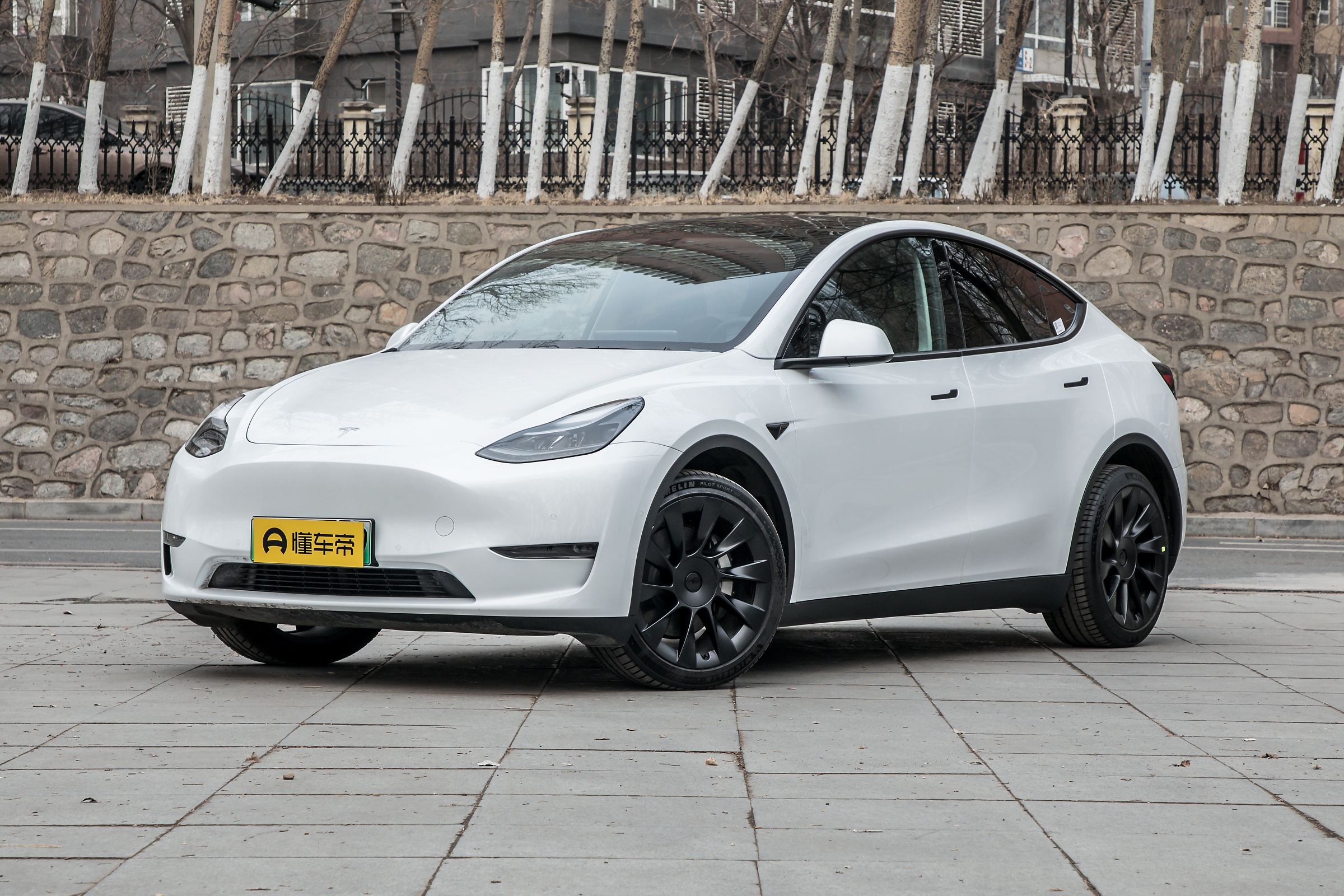 新车｜轿跑车型，续航达500公里，竞争Model Y！大众ID.5 GTX预告图
