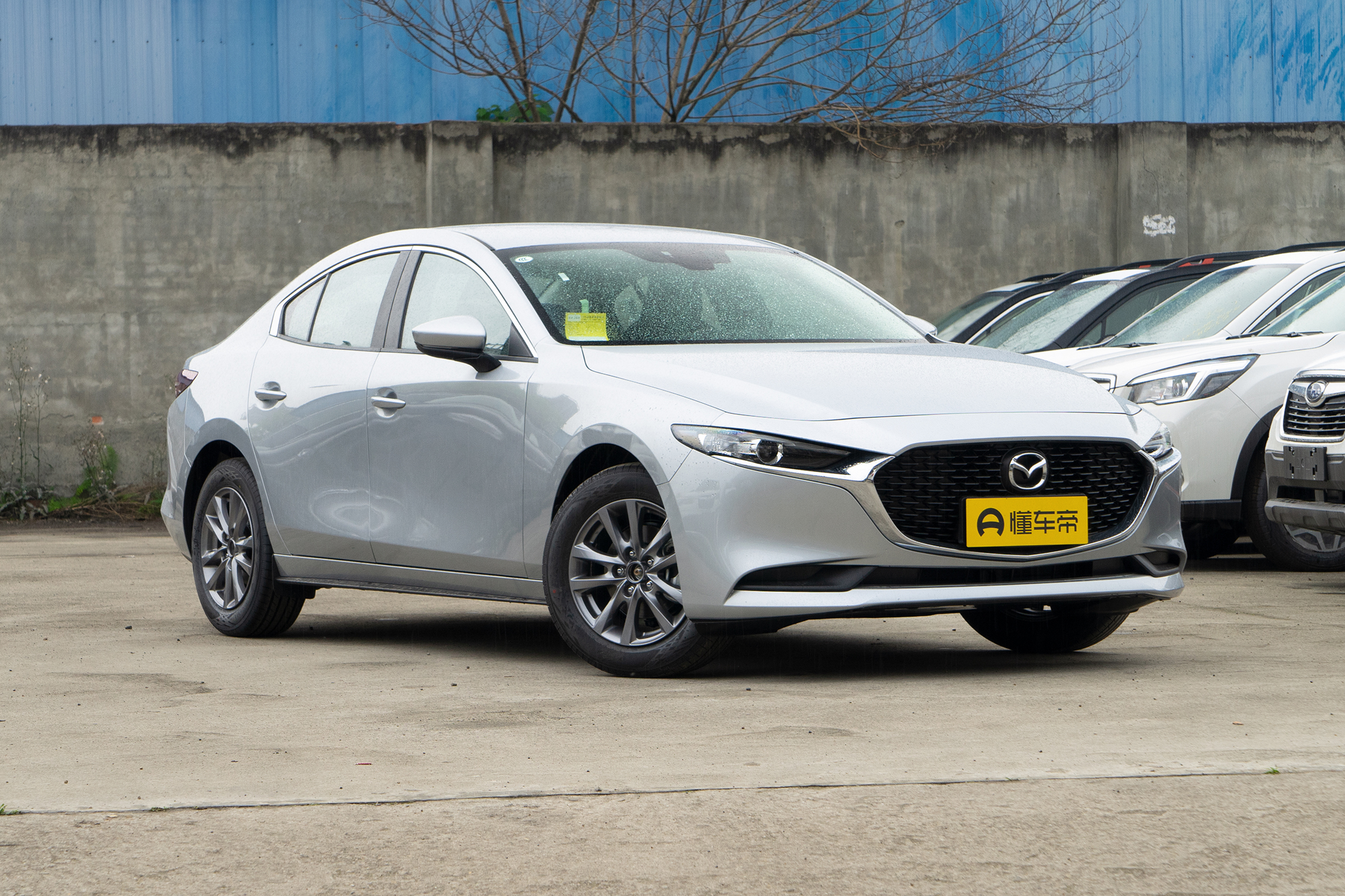 听说你买车要求多,可以看看马自达3 axela昂克赛拉