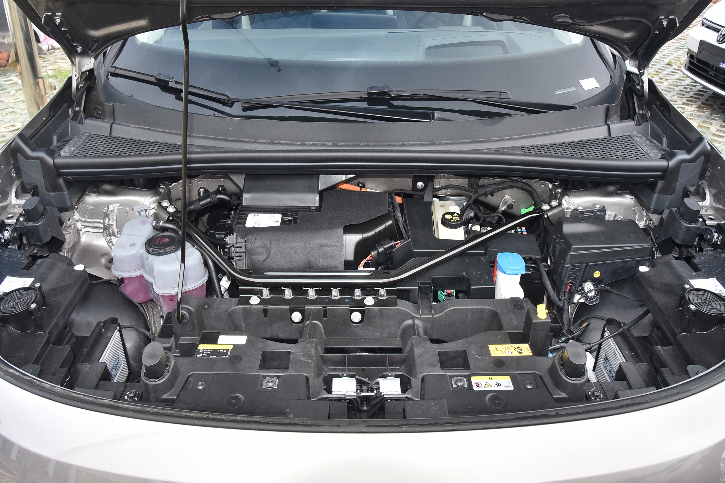 新车｜24.52万起售，对标特斯拉Model Y，2022款大众ID. 6 CROZZ上市