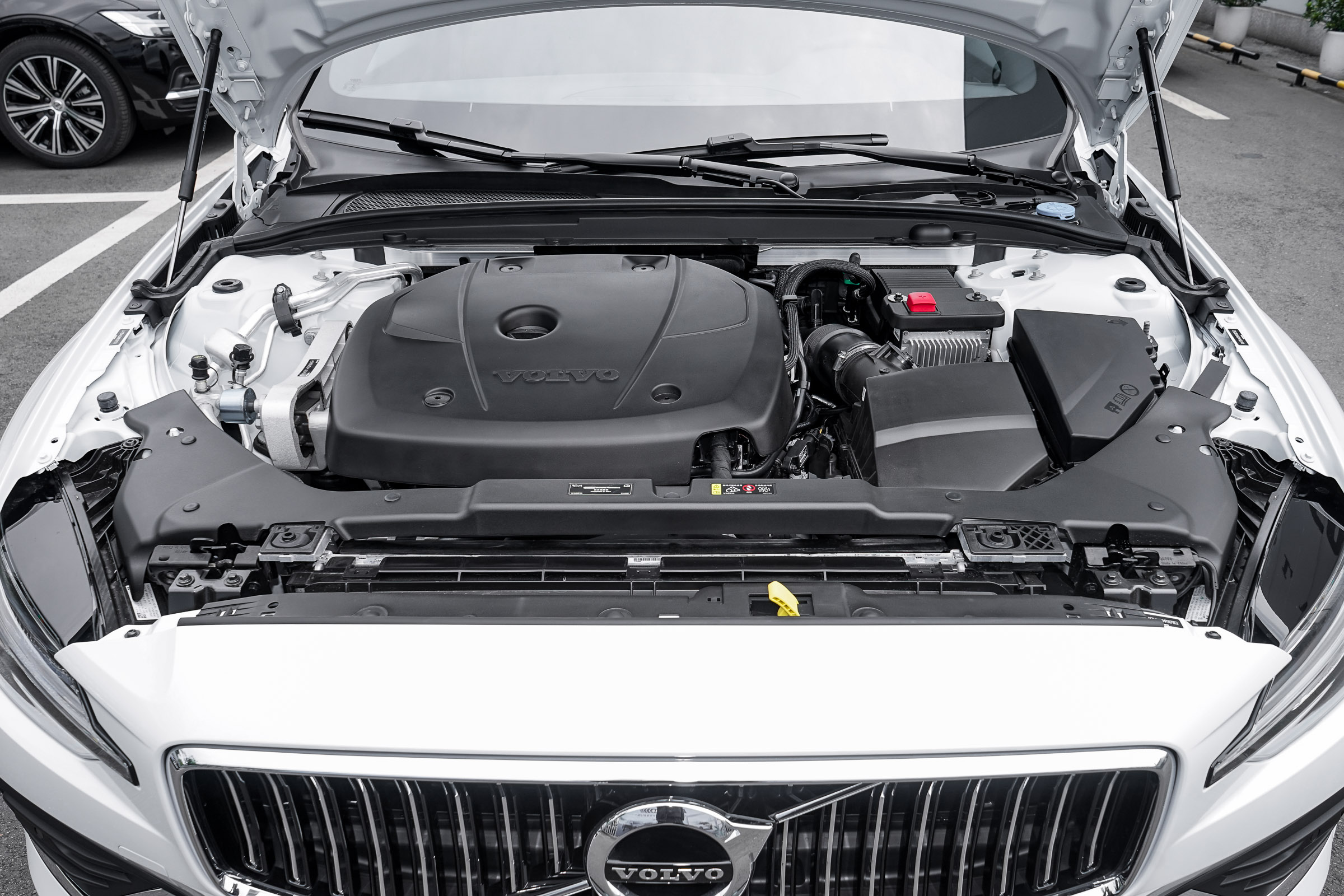 新车｜新增48伏混动系统，价格上浮4000元！新款沃尔沃S60上市