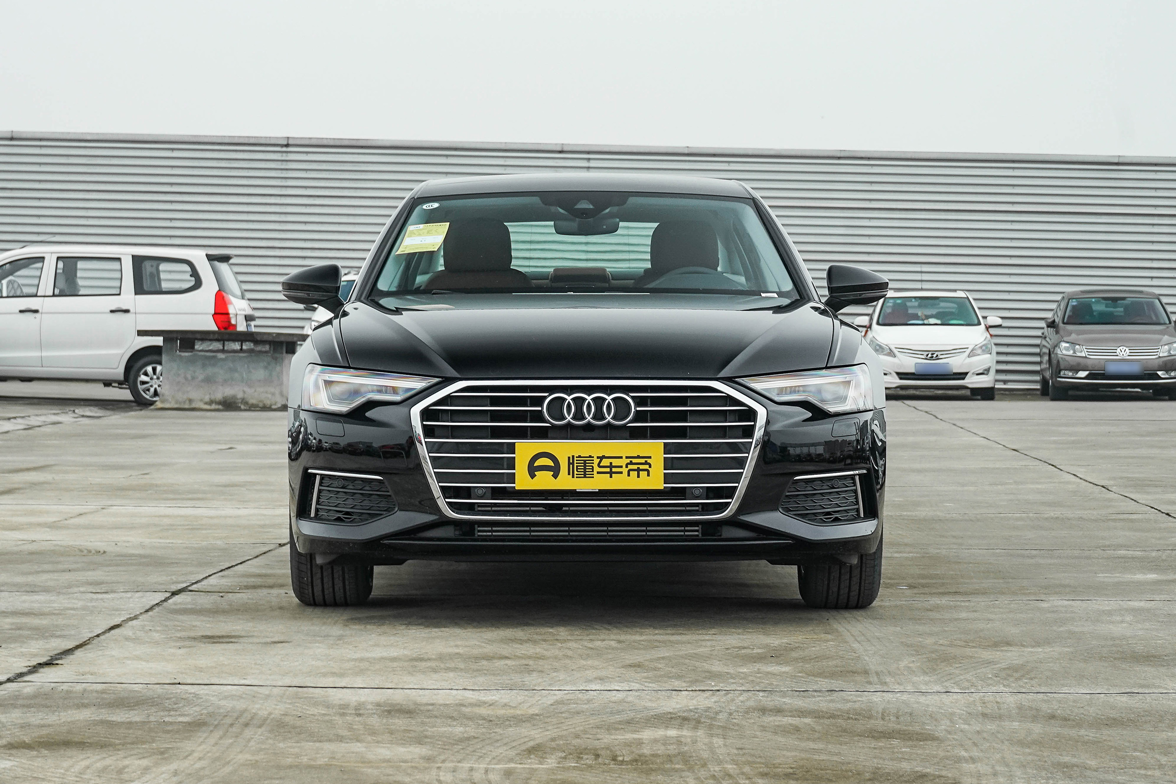 听说你买车要求多，可以看看奥迪A6L