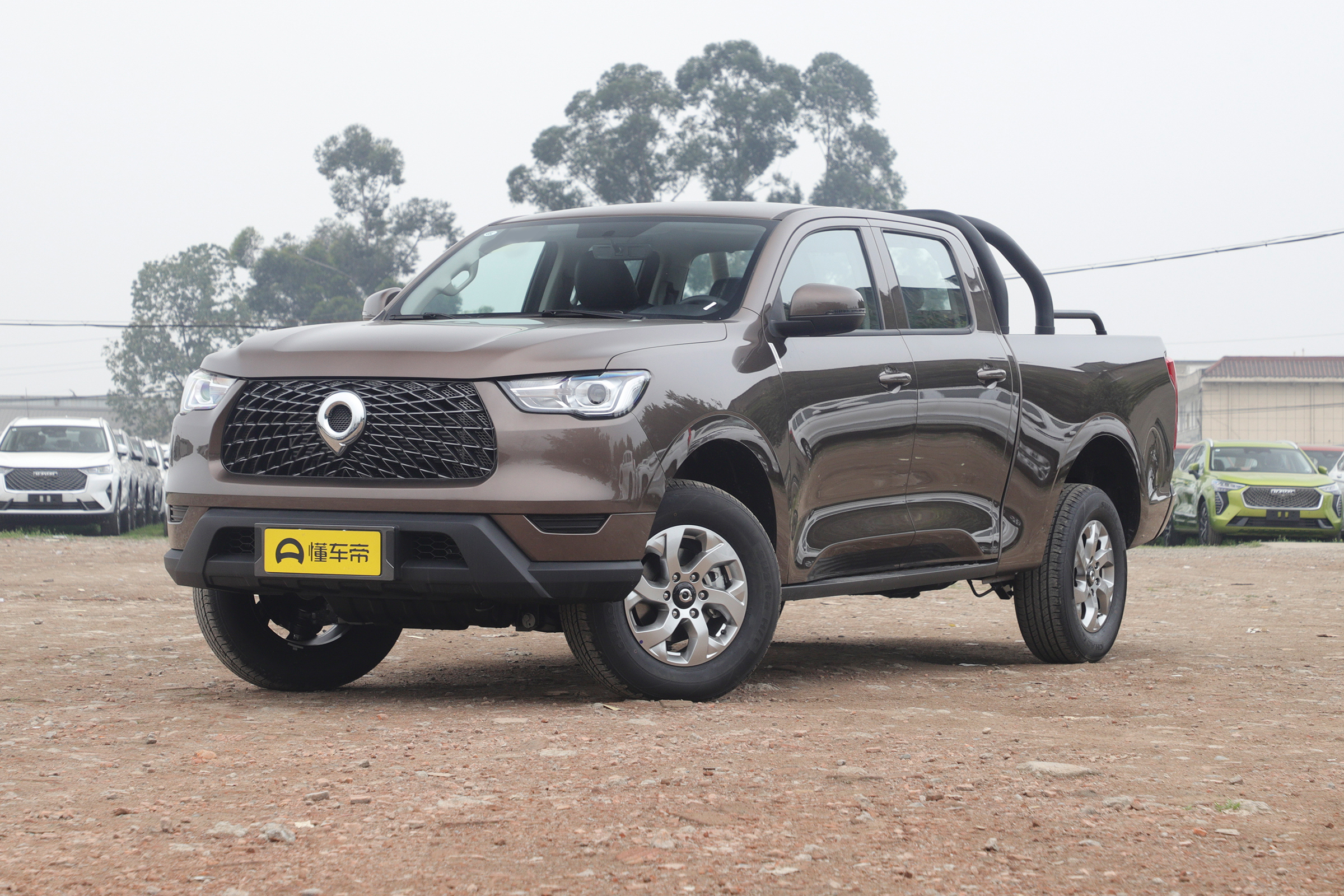 新车｜加装后桥伊顿差速器，车身自带贴花！锐骐6都市版上市