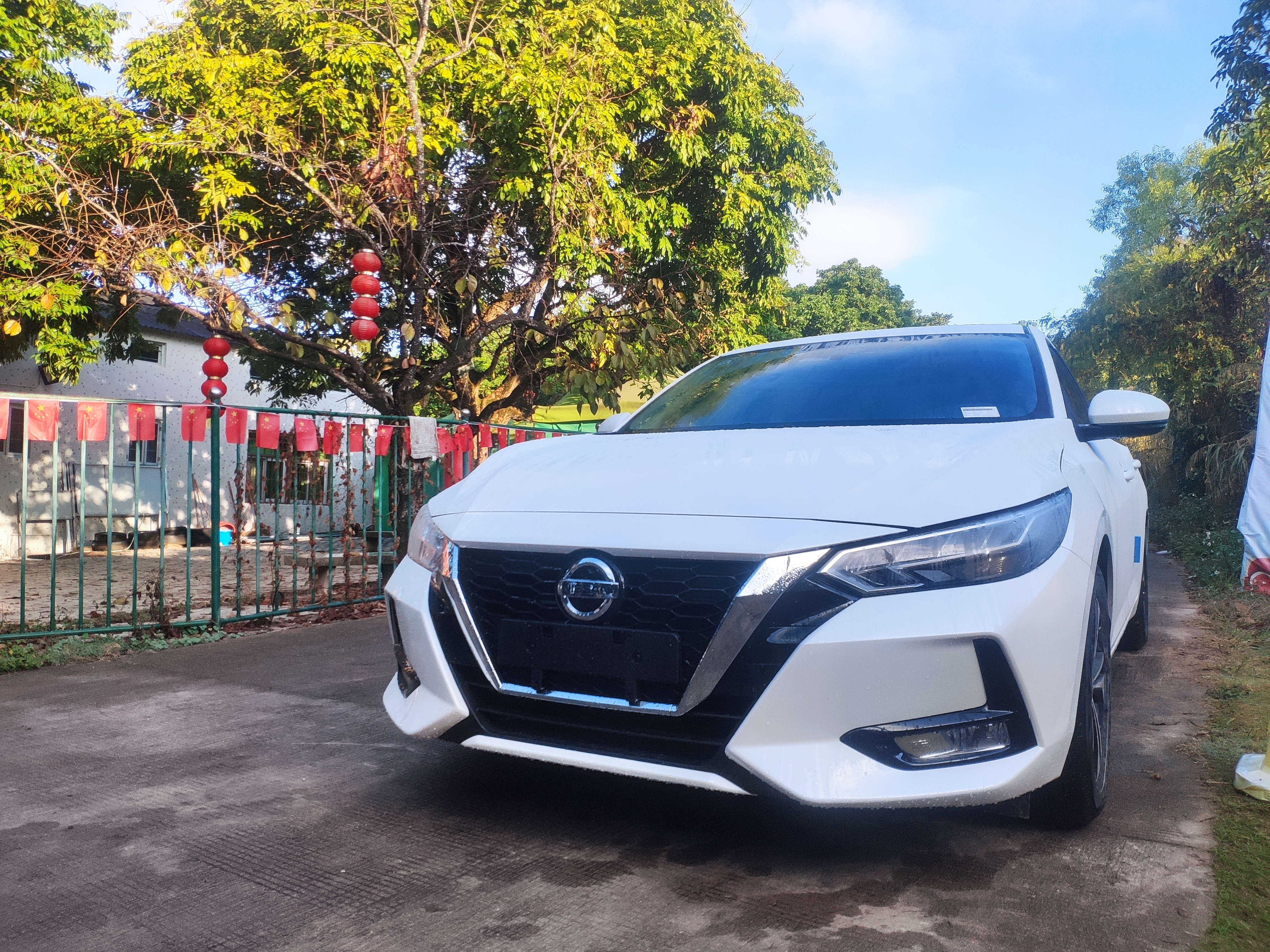 东风日产2021款轩逸悦享版提车(记录人生第一辆车,东风日产2021款轩逸