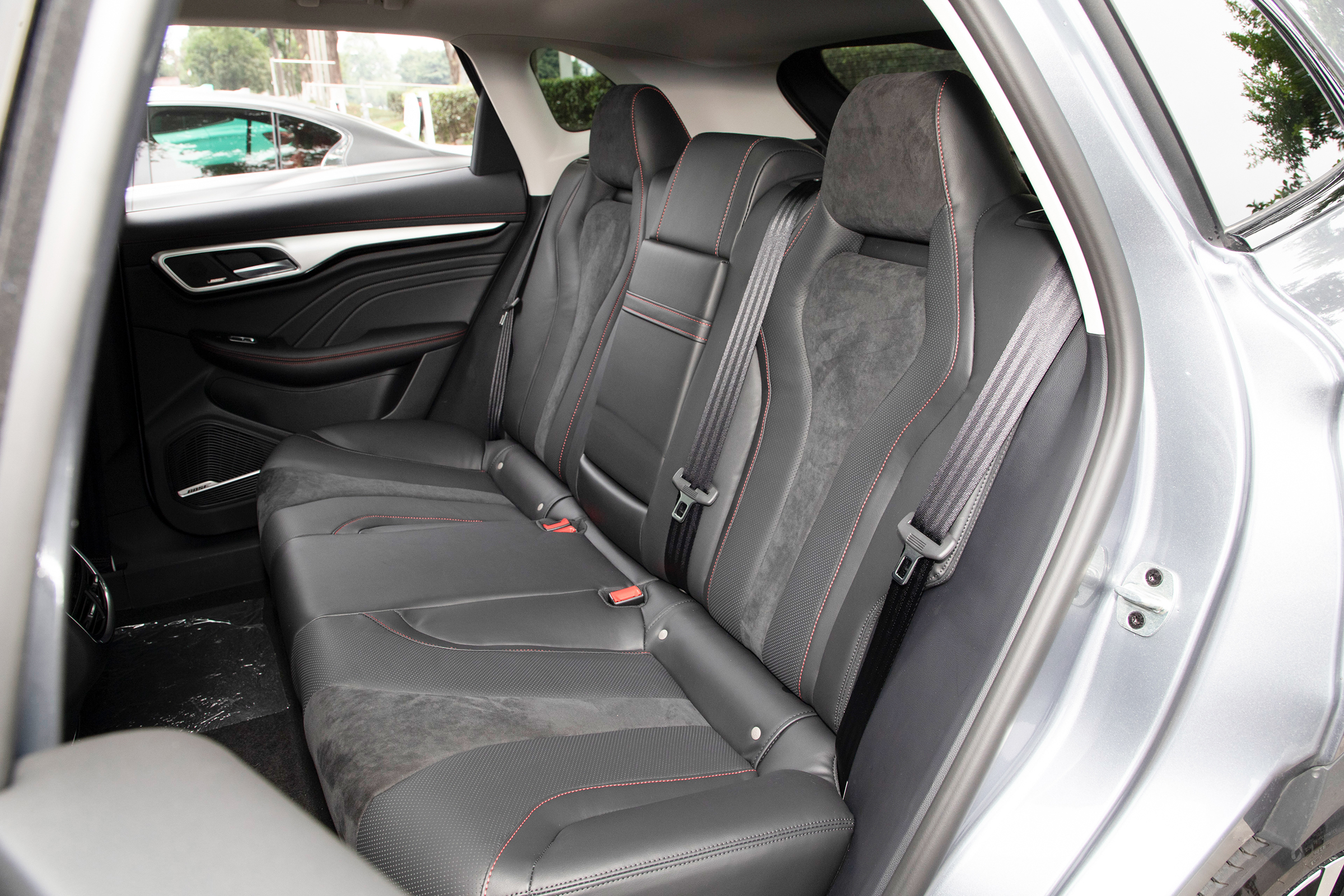 纯电续航505km的国产SUV：飞凡MARVEL R，值得入手吗？