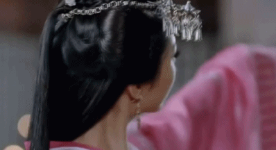 电视剧里那些古装角色经典迷人的回眸，你最爱哪一个？