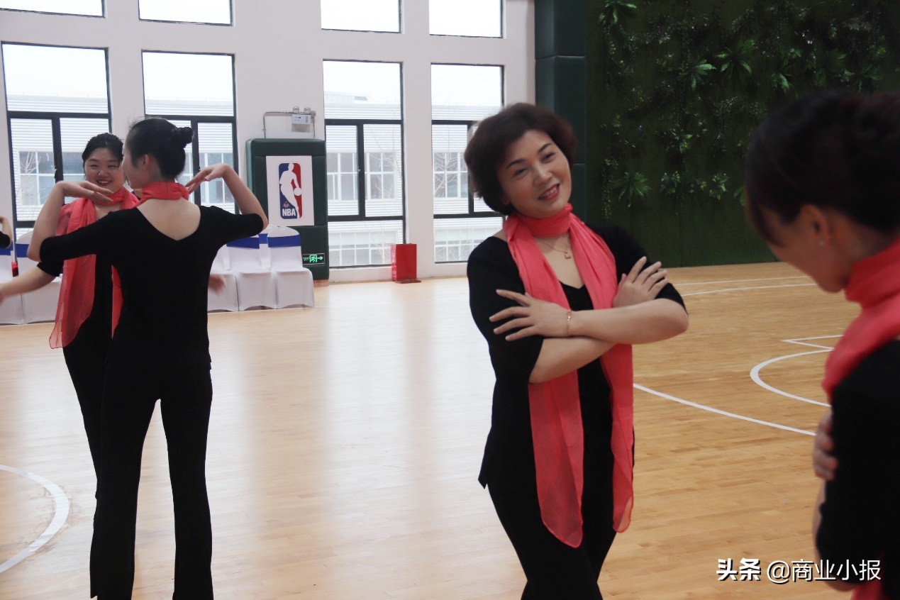 邓伟明和吴小歌夫妻为公司实际控制人,共同持有公司股