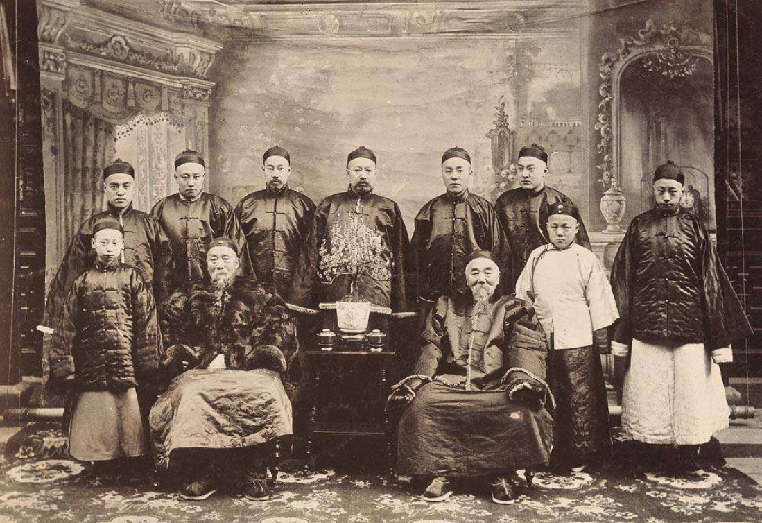 离思五首其四曾经沧海难为水元稹(元稹在离思五首·其四中写道曾经沧海难为水)