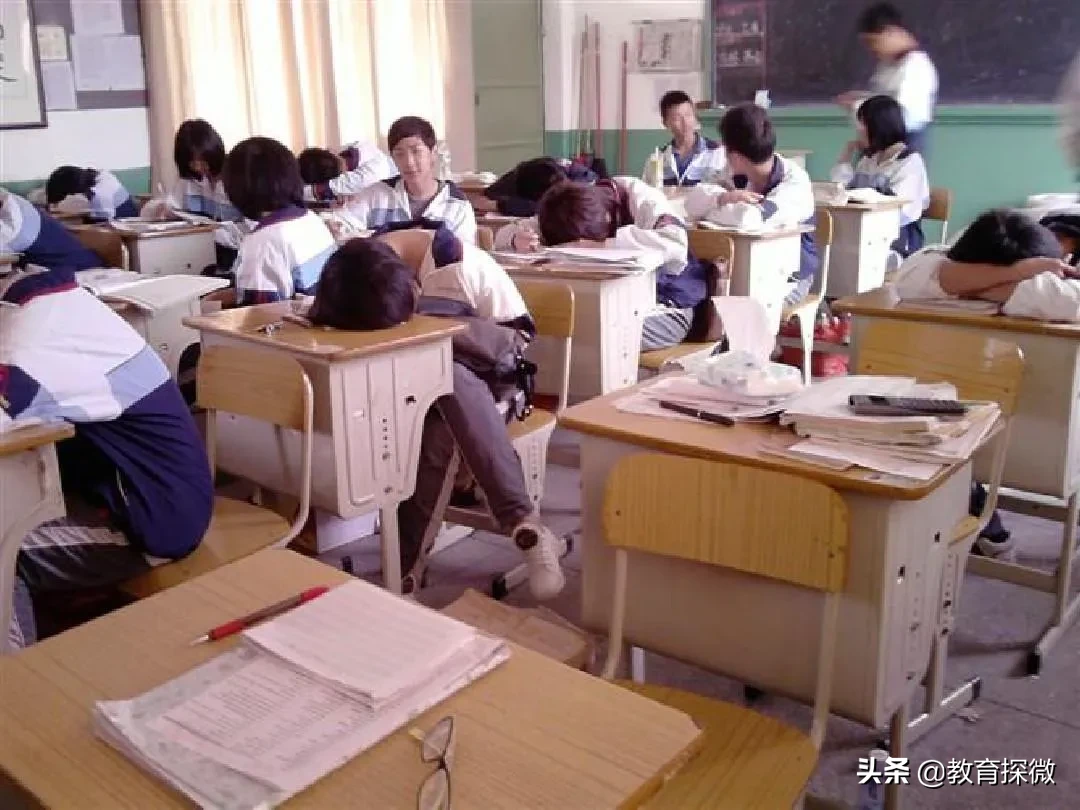 初二物理48个解题模型(孩子初二，期末数学48，英语32，物理27)