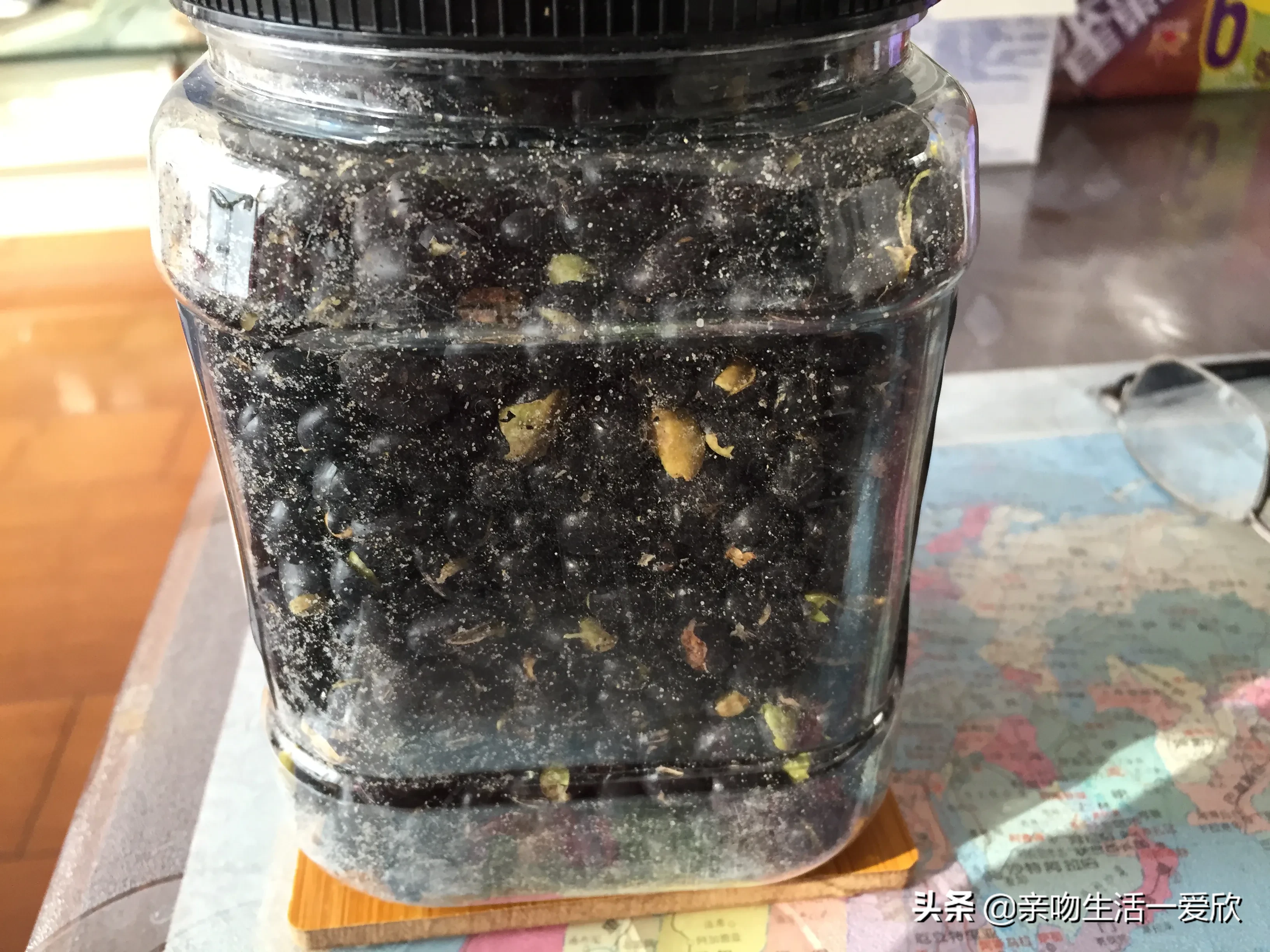 如何炒黑豆零食(介绍一款不错的零食干炒黑豆)